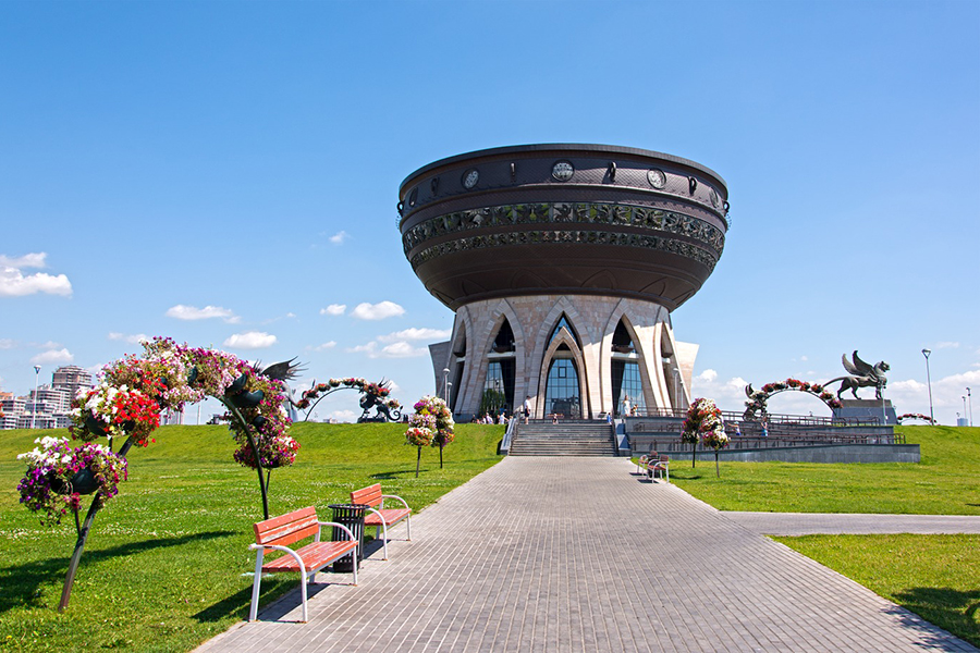 Сайт знакомств для секса в Казани. Платные знакомства с девушками.