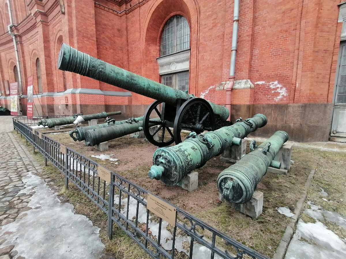 военные музеи спб