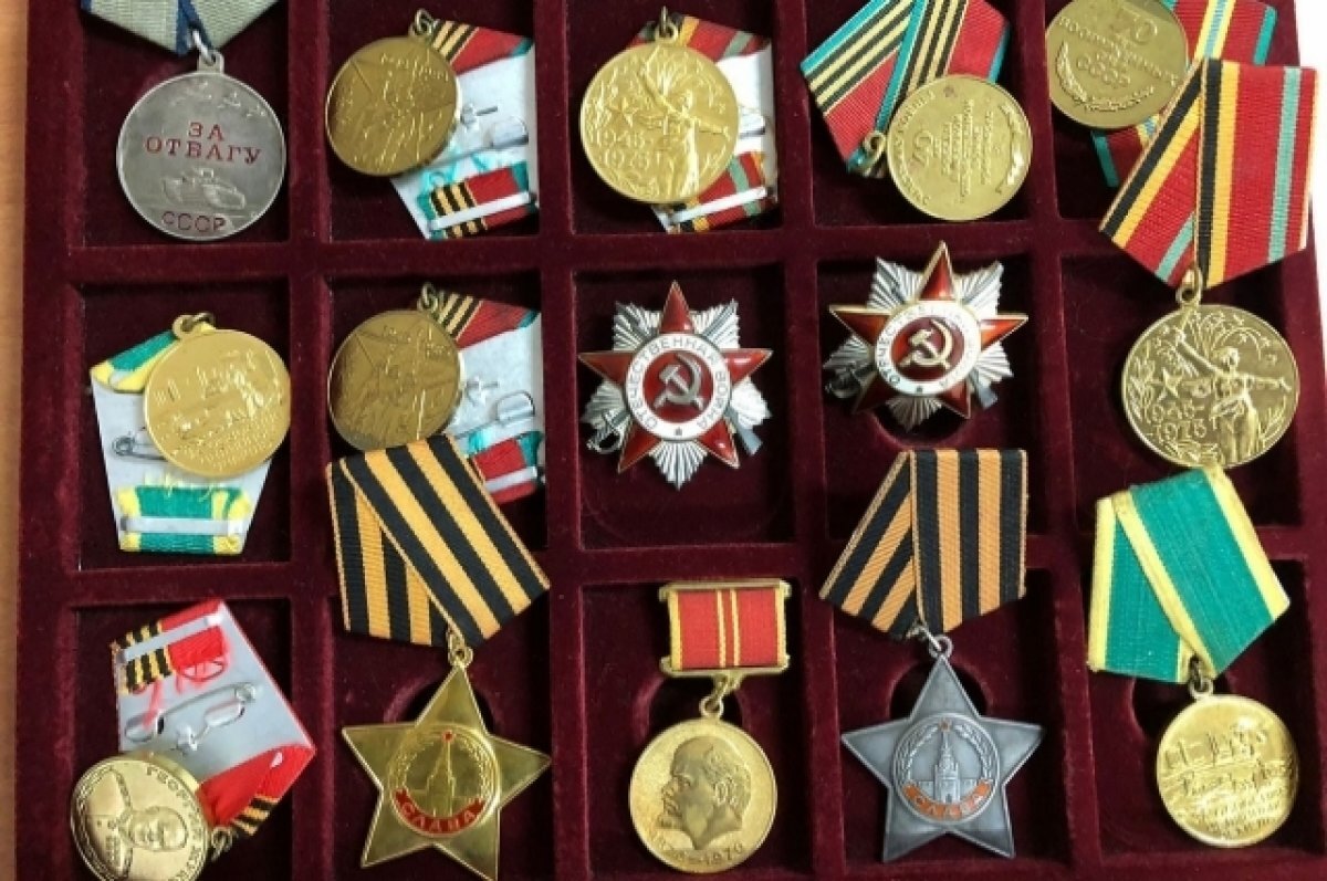    Награды за военные подвиги и освоение целины незаконно продавал волгоградец