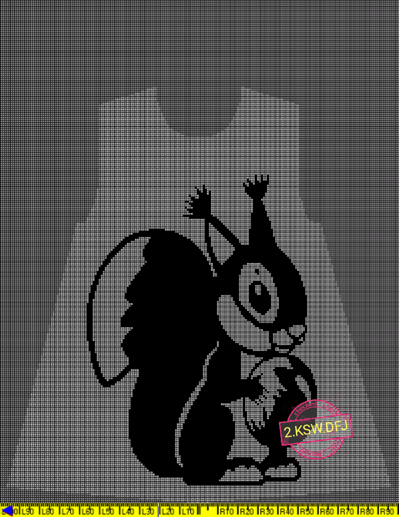 Милая белочка с орешком. Все скрины делаю с наложением выкройки, чтобы вы могли прикинуть размер картинки для вашего изделия. Эта выкройка на рост 110. 