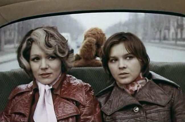 Кадр из фильма  «Посылка для Светланы» (1974). Скриншот.