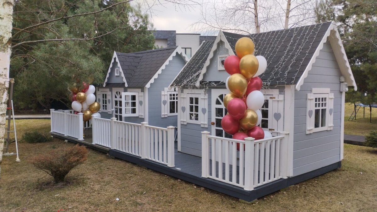 Подарок на день рождения дочкам!