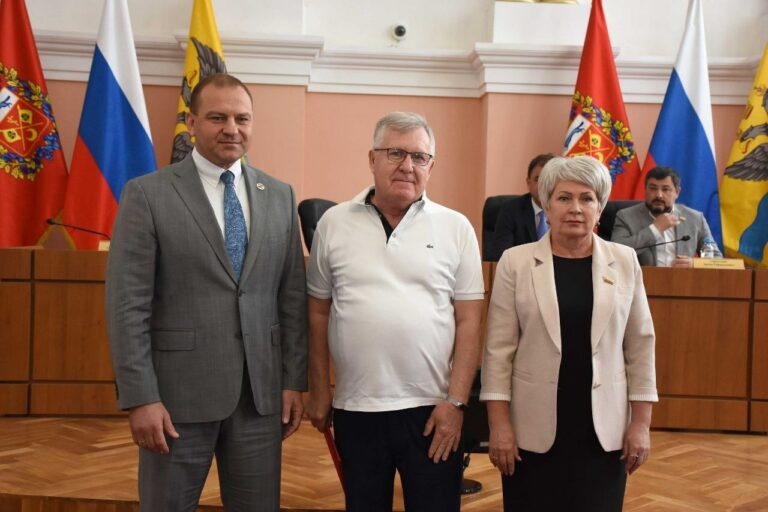    В Оренбурге вручили премию имени заслуженного врача РСФСР Веры Чугреевой Кристина Просвиркина