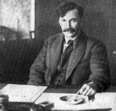 Вячеслав Рудольфович Менжинский, руководитель ОГПУ.