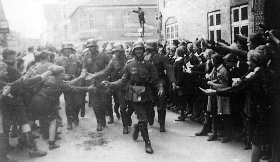 Оккупация дании. Захват Дании 1940. Немцы в Дании 1940. Оккупация Дании 1940. Оккупация Дании Германией.