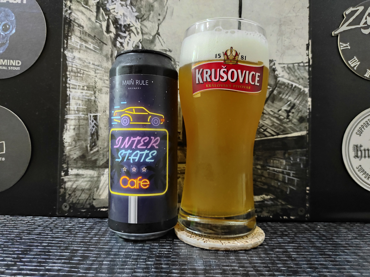 Interstate Cafe в бокале Krušovice