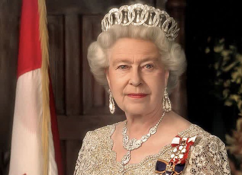 Елизавета II во Владимирской тиаре
