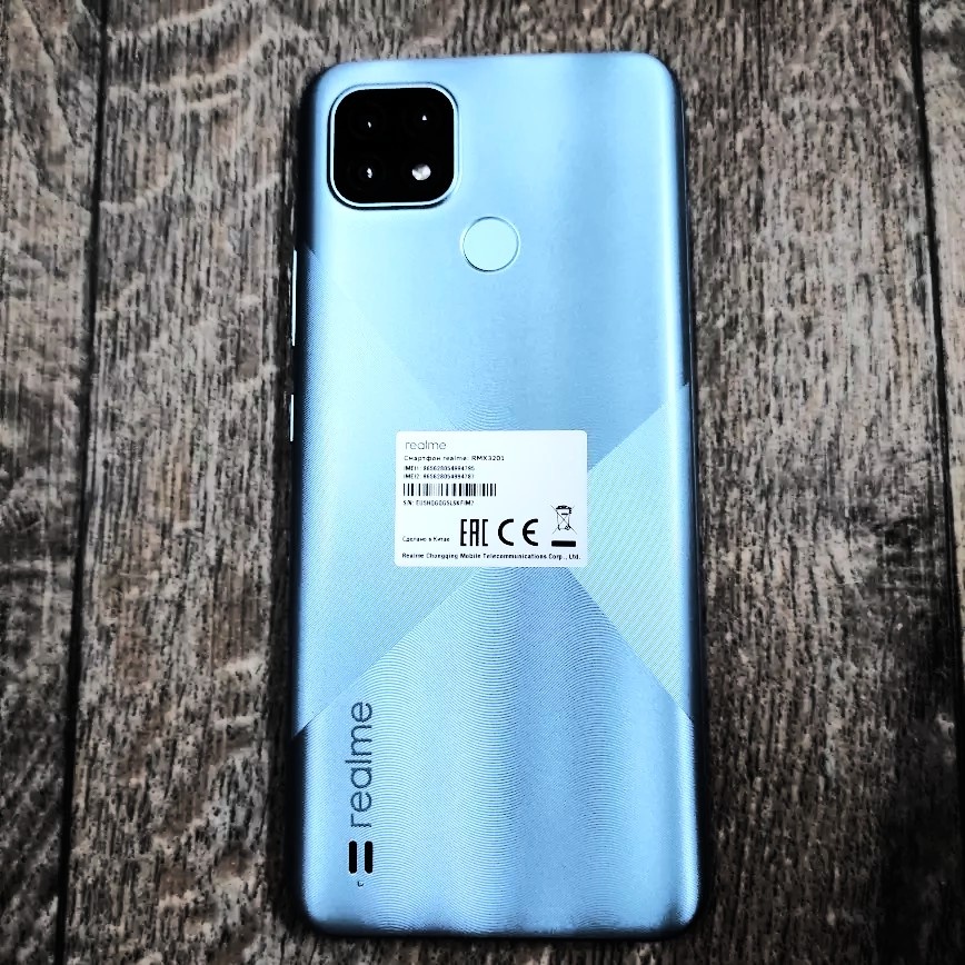 Realme C21 - бюджетный смартфон от Realme от 8.000 рублей на AliExpress,