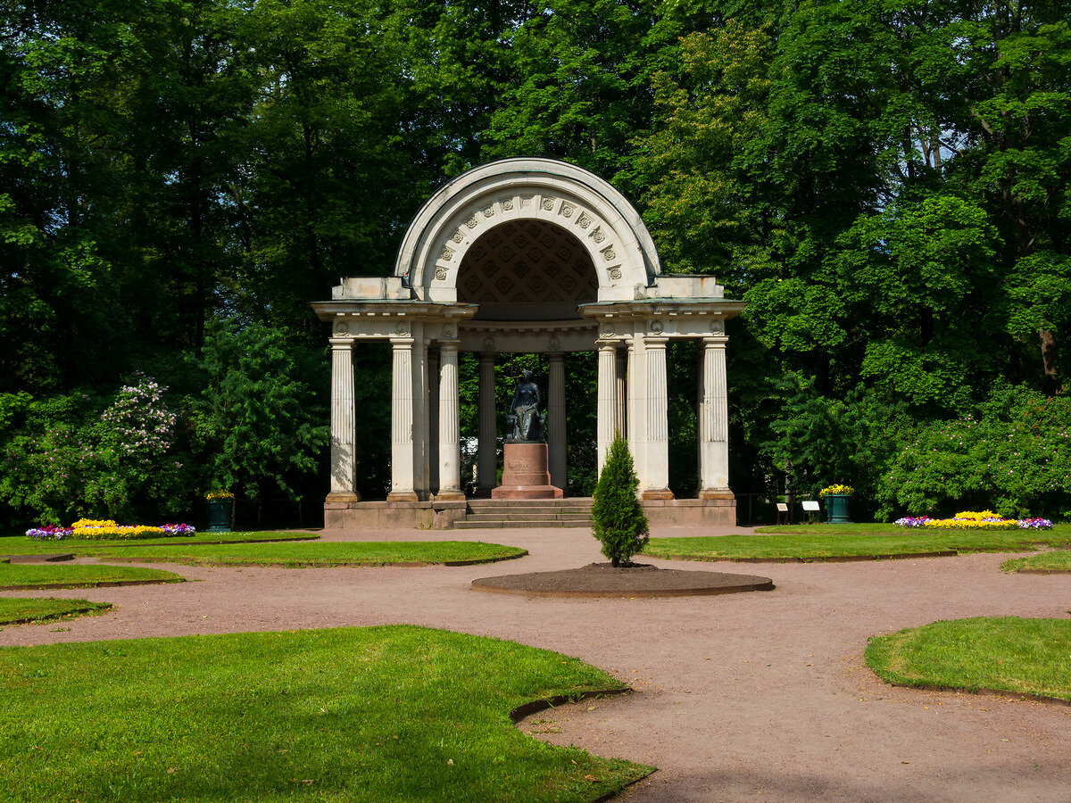 в павловском парке