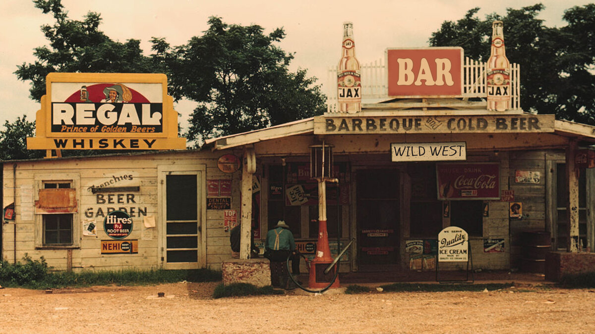 В предыдущей серии: Чарли Мэнсон - специалист геологической разведки строительной компании пребывающий в маленьком городке на северо-западе США, в выходной день отправляется на пляж где находит закопанную в песке бутылку. Решив, что пора отправляться домой он заезжает по пути в супермаркет где встречает своего друга Бари, владельца питейного заведения и искателя приключений. Вместе они возвращаются домой, чтобы исследовать находку Чарли, но в пути их настигают удивительные события.