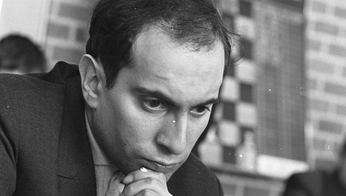 Михаил Таль