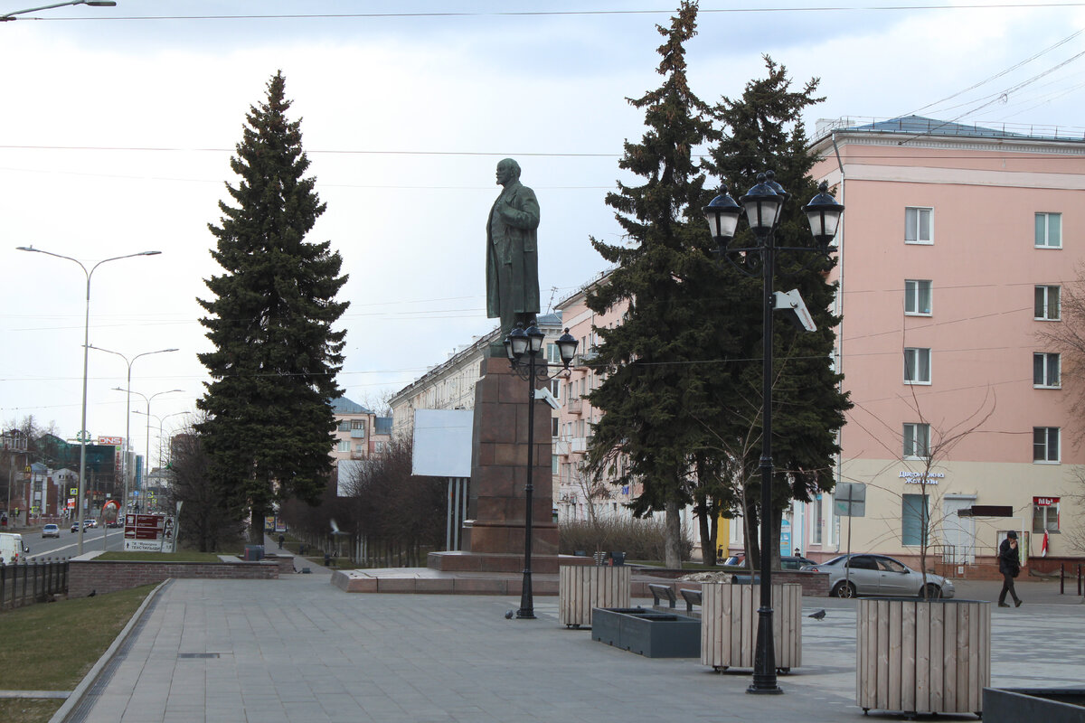 Проспект Ленина, площадь Ленина, памятник Ленину. Фото автора