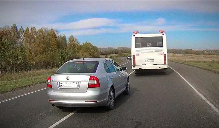 Обгоны и объезды по сплошной