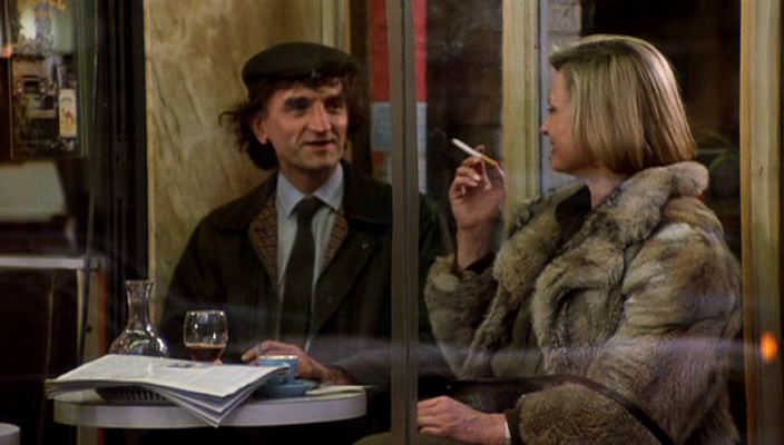 Кадр из фильма "Фавориты Луны" взят для иллюстрации из Яндекс Картики.  