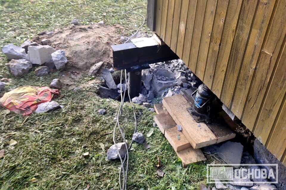 Подъем дома на новый свайно-винтовой фундамент в массиве Мшинское