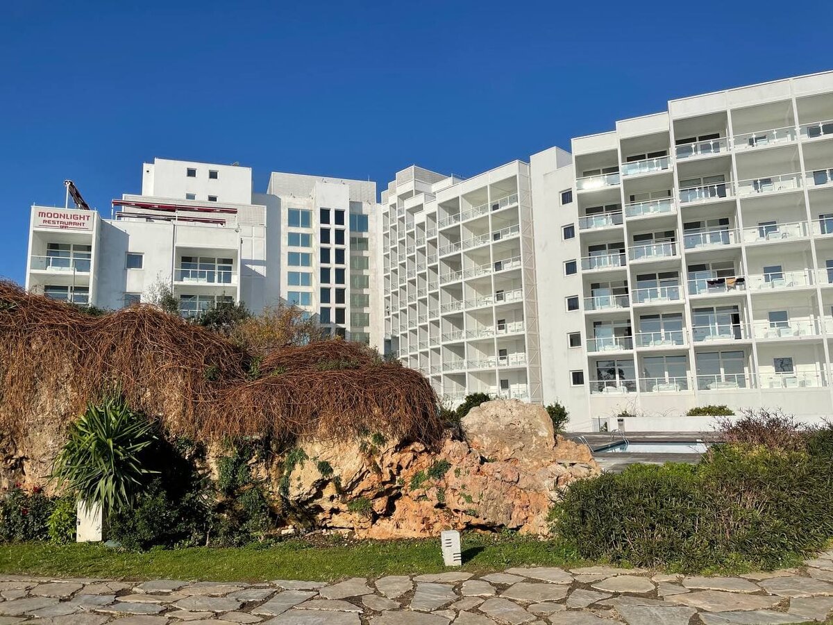 Sunis Hotel Su