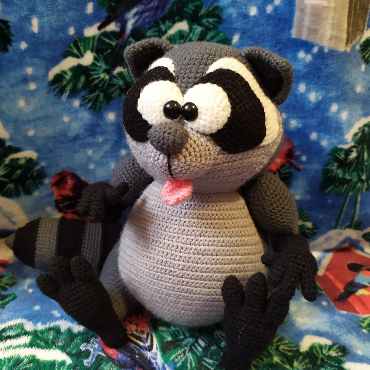 Енот связан на заказ