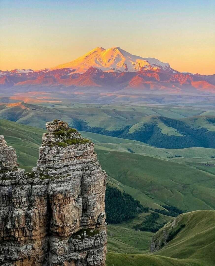 Эльбрус с плато Бермамыт
