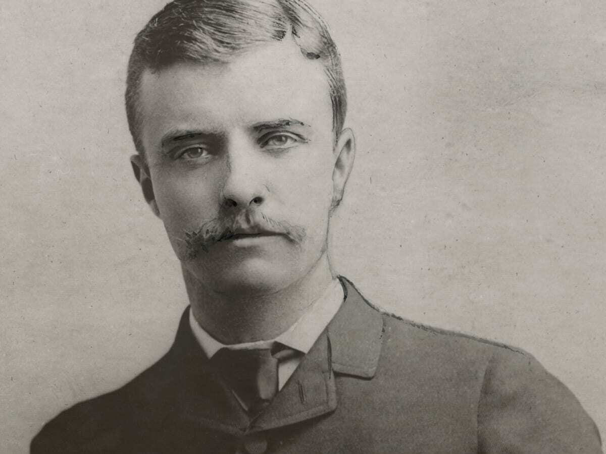 Вы только посмотрите, каков красавец!