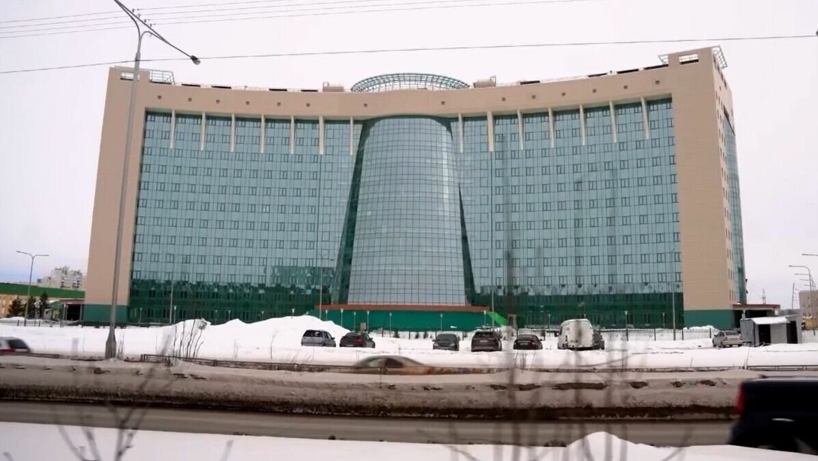     Градостроительному совету не понравилась подсветка будущей больницы. Проект отправляют на доработку.
