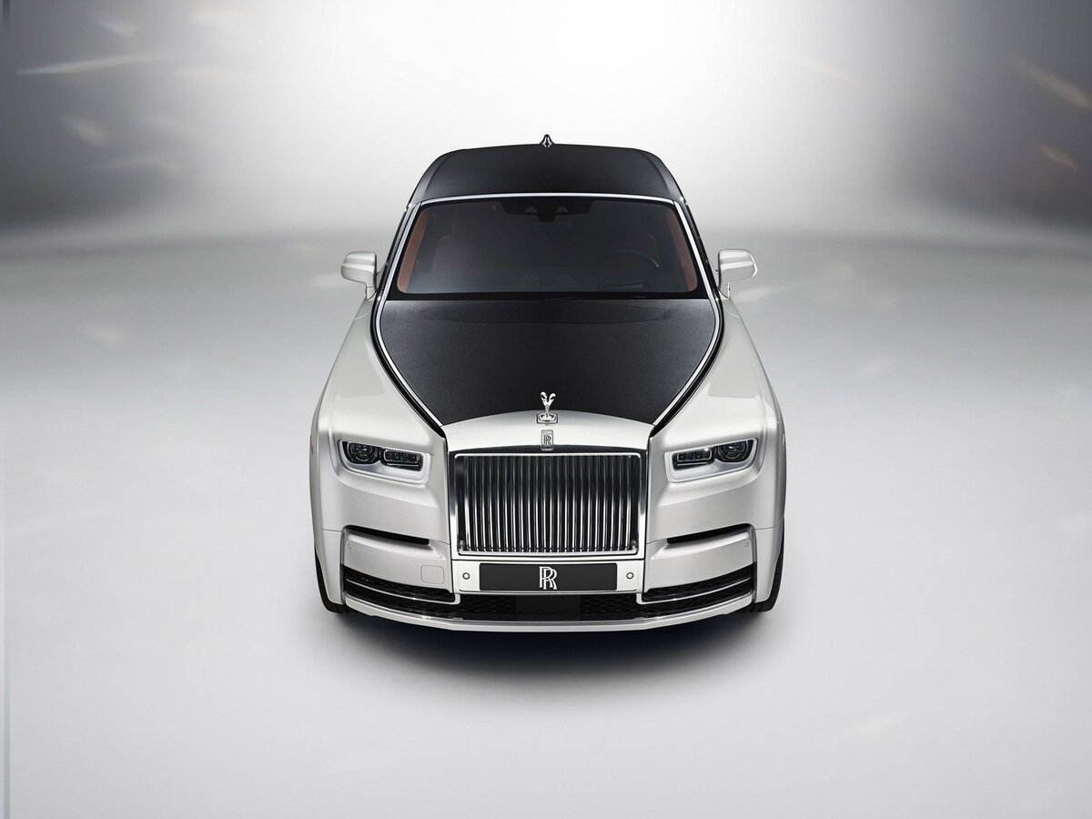      Rolls-Royce Phantom