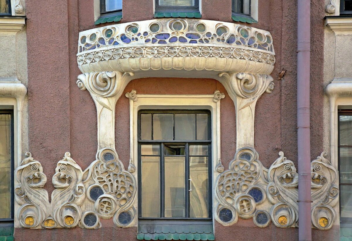    .  art.nouveau.world