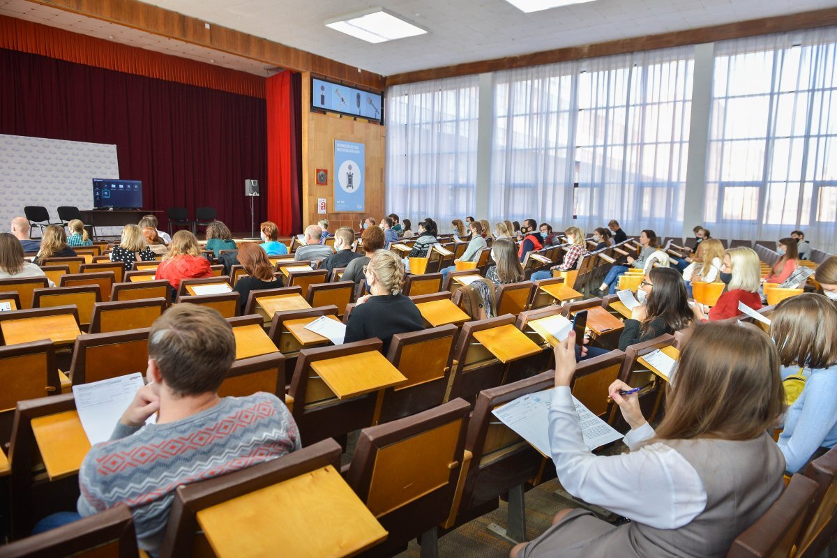    В акции «Тотальный диктант» в Петербурге примут участие 10,8 тыс. человек