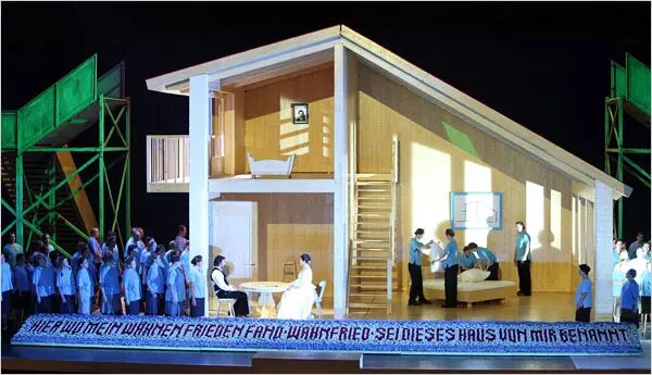 Начало третьего акта