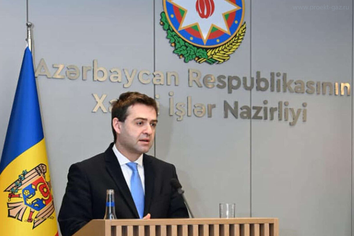 Ник Попеску