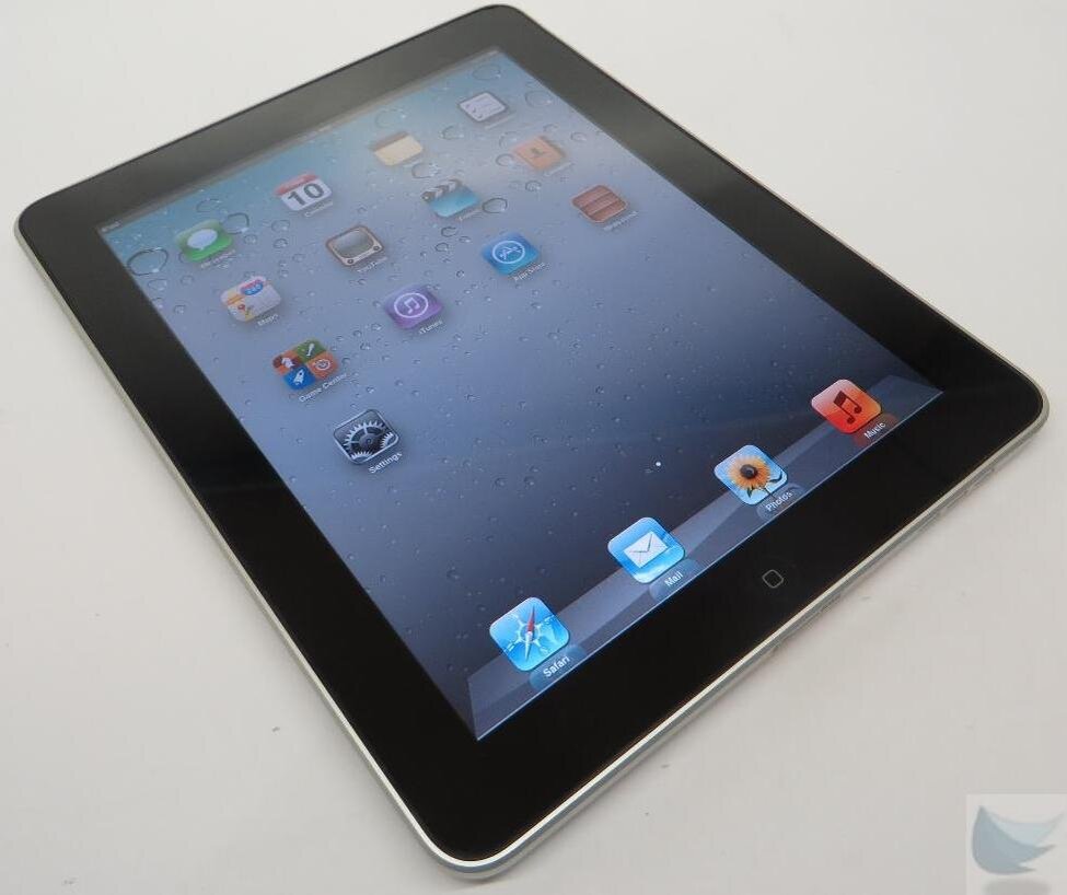 Какого года айпад. IPAD a1219 16gb. Apple IPAD 1. Apple IPAD 1 2010. Планшет Apple IPAD 1 поколение