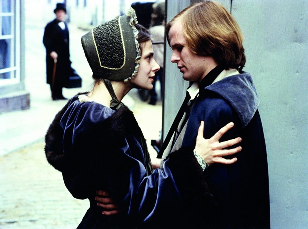 Кадр из фильма "Весенняя симфония" взят для иллюстрации из Яндекс Картинки.