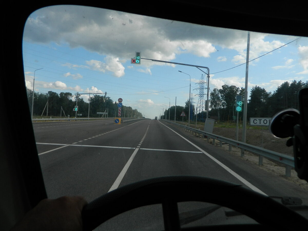 Это первый светофор на ЦКАД.