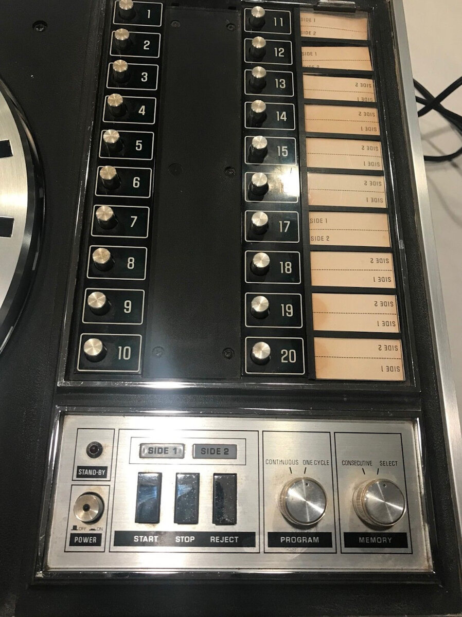 Непревзойденный рекорд - магнитофон на 20 кассет! 1971 год | Полезные ...