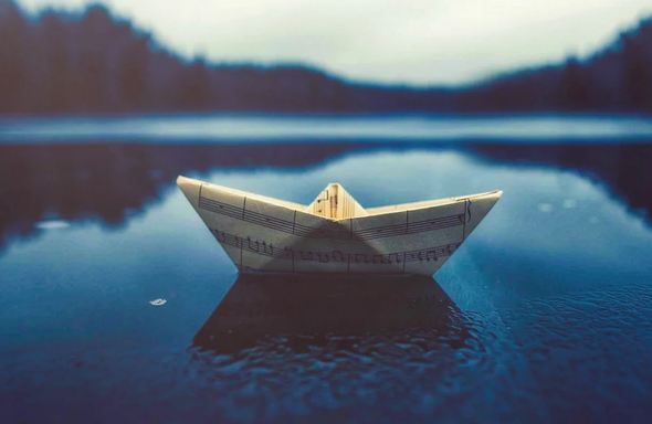 «Человек без цели, словно бумажный кораблик в реке»