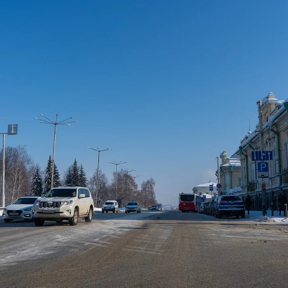 По ГОСТу дороги должны быть очищены "до черного асфальта"