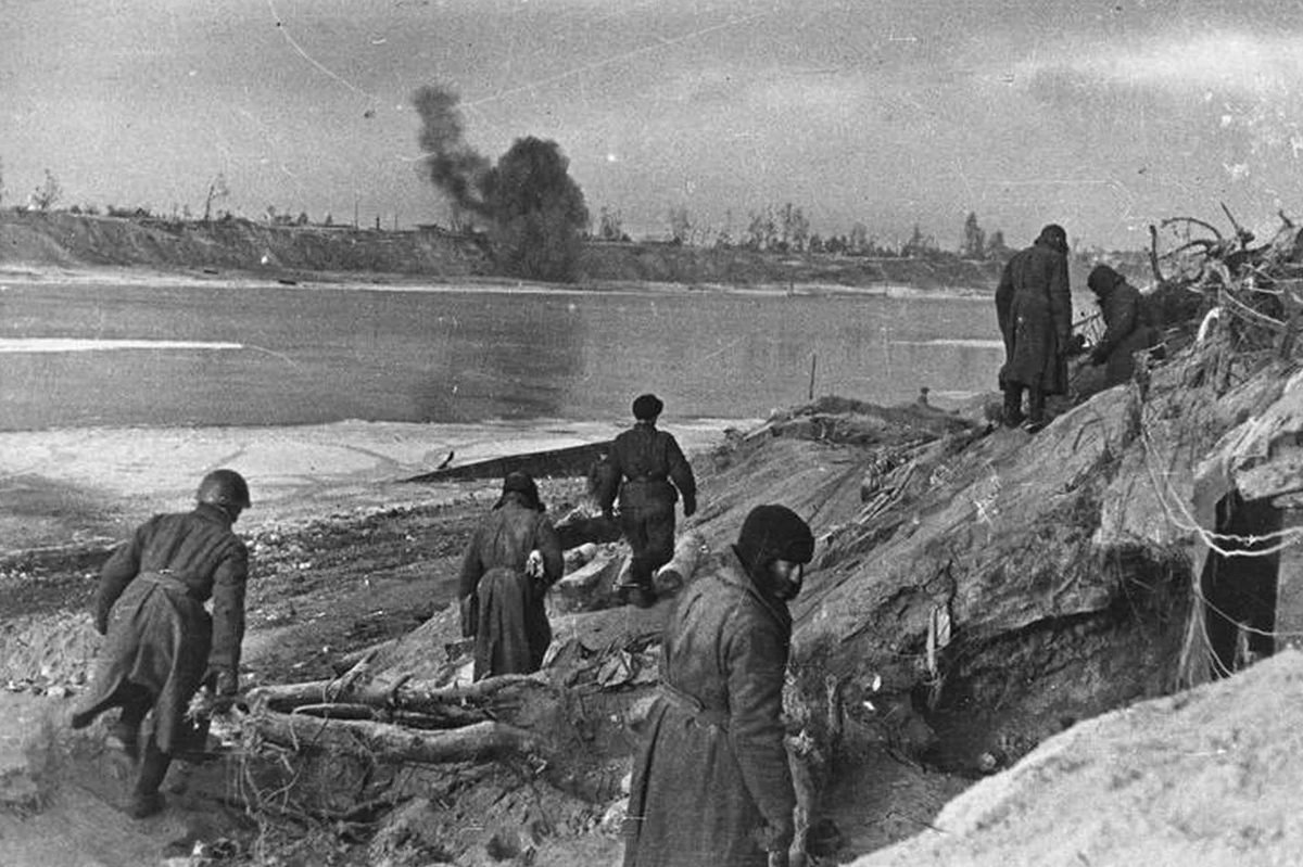 Прорыв вов. Невский Пятачок в 1943. Невский Пятачок 1942. Невский Пятачок блокада Ленинграда. Невский Пятачок и Невская Дубровка.