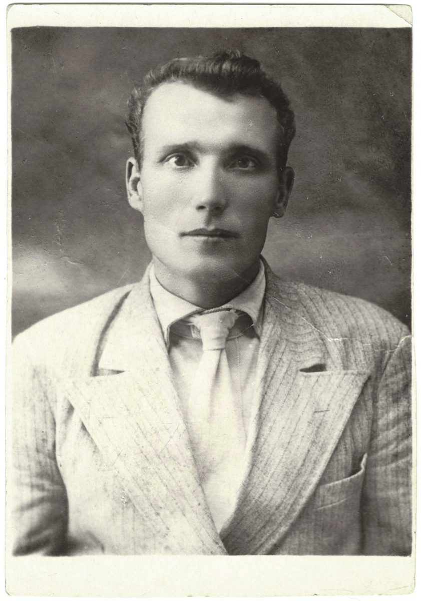 Гаряев Николай Никифорович