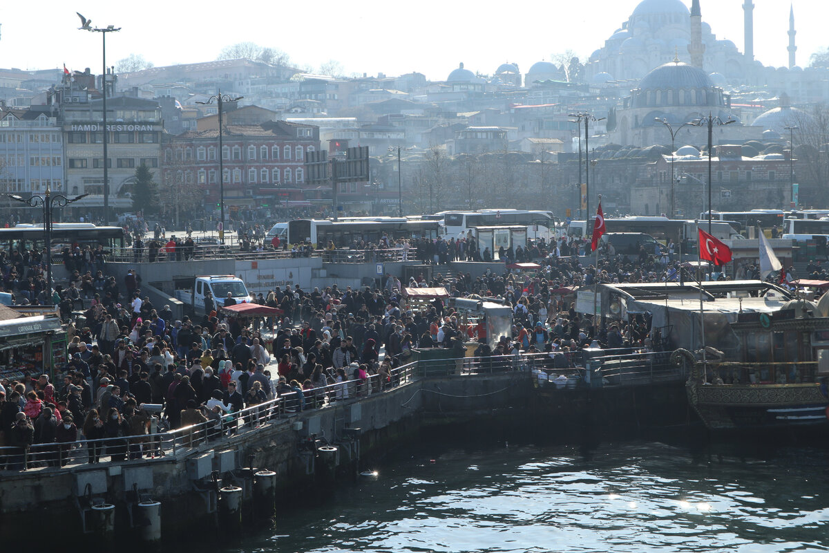 Стамбул урбанистический. Как азиатский хаотичный мегаполис стал уютным благоустроенным городом