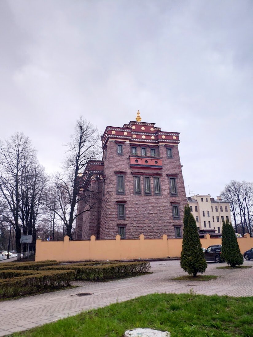 Дацан Гунзэчойнэй храм в СПб 