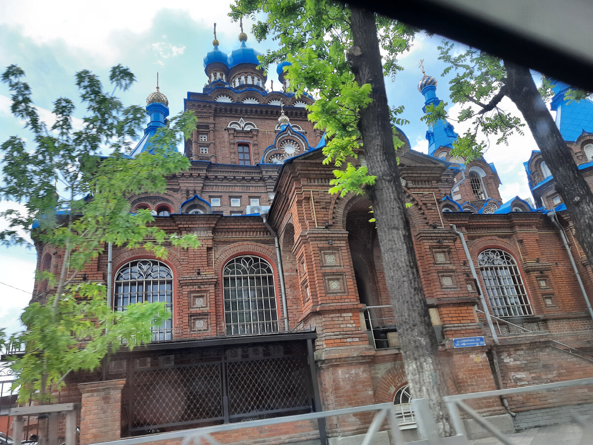 Красивый храм в Краснодаре