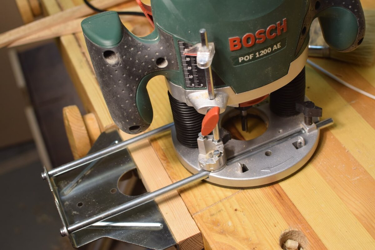 Bosch POF 1200 AE. Ручной фрезер Bosch POF 1200 AE. Цанга для фрезера Bosch POF 1200 AE. Пластина для фрезера Bosch POF 1200 AE. Фрезер bosch pof 1200 ae