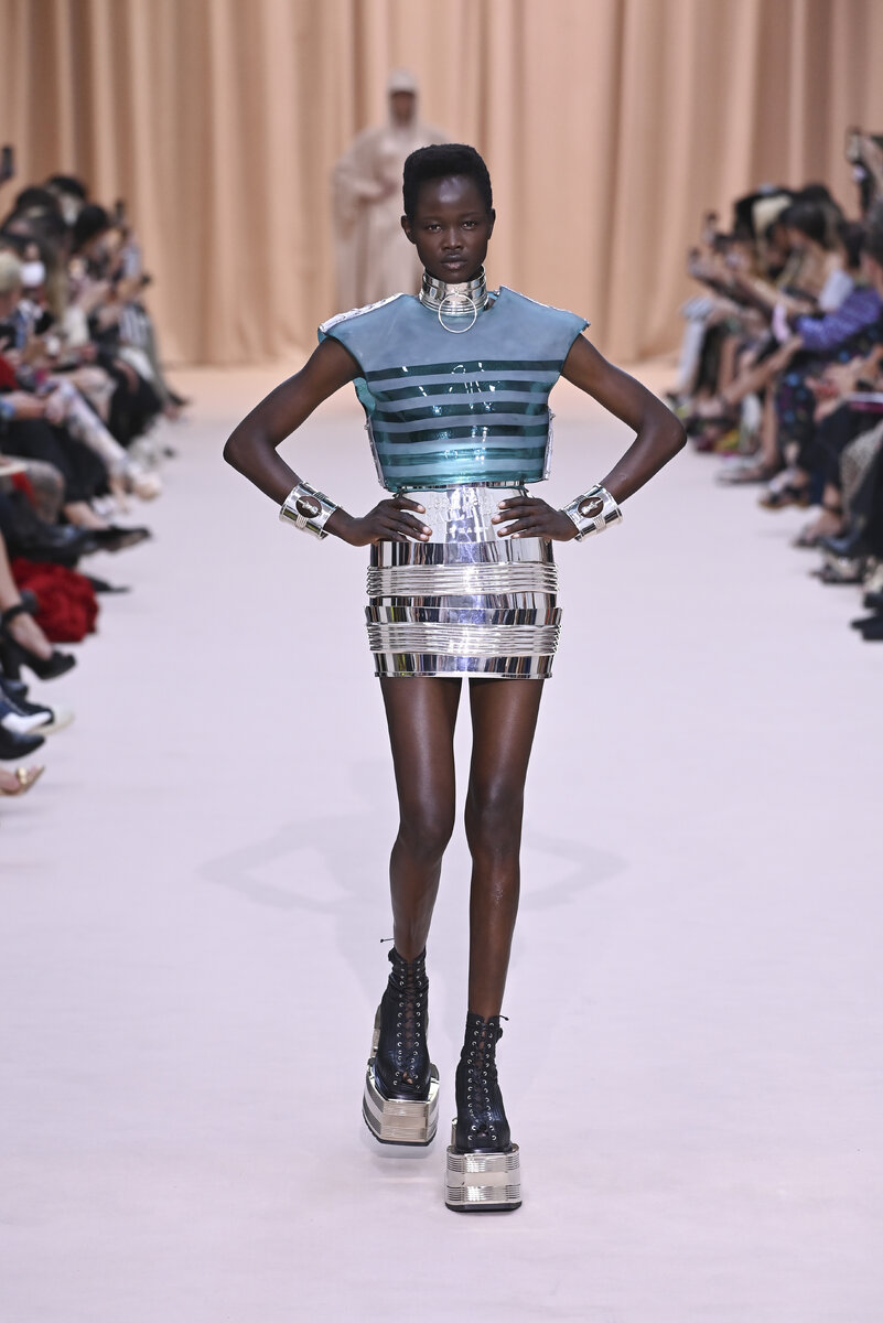     Jean Paul Gaultier Couture осень-зима 2022/23