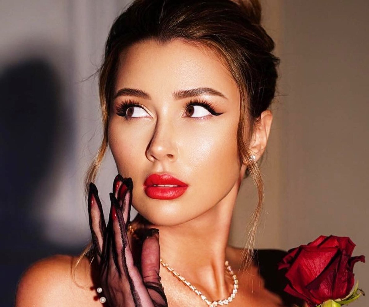     «Я не представляю свою жизнь с детьми»: Анна Заворотнюк отказалась рожать