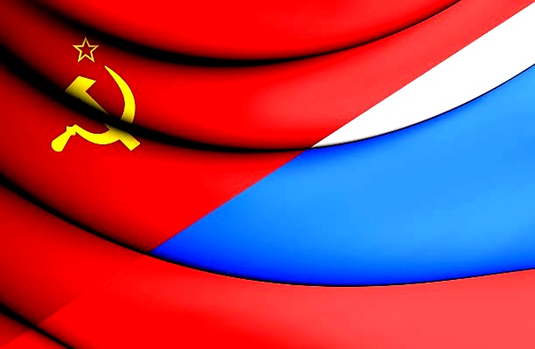 О странной инициативе КПРФ заменить российский триколор флагом СССР. Мнение автора, до сих пор советского в душе человека0