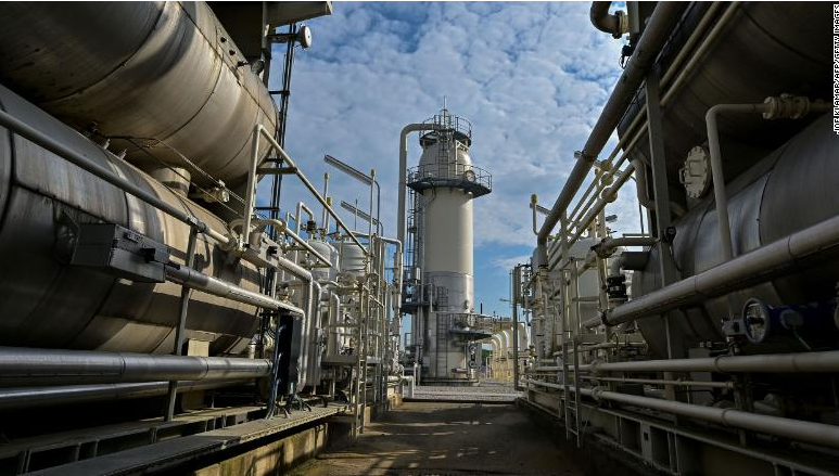 Американские СМИ не скрывают, что ограничения цен на нефть добивался Белый дом