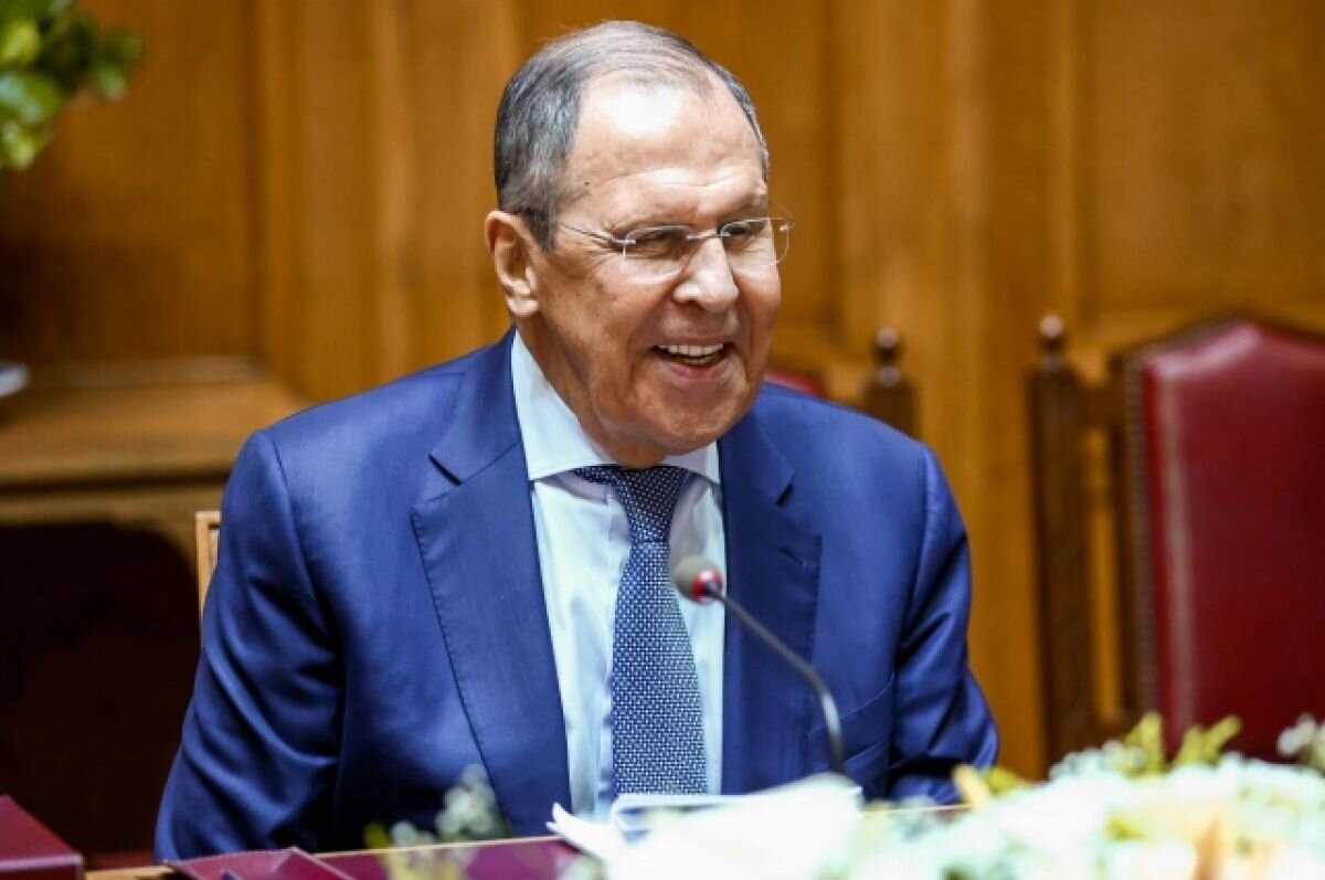    Лавров оценил призыв Путина не отвечать зеркально на визовые ограничения ЕС