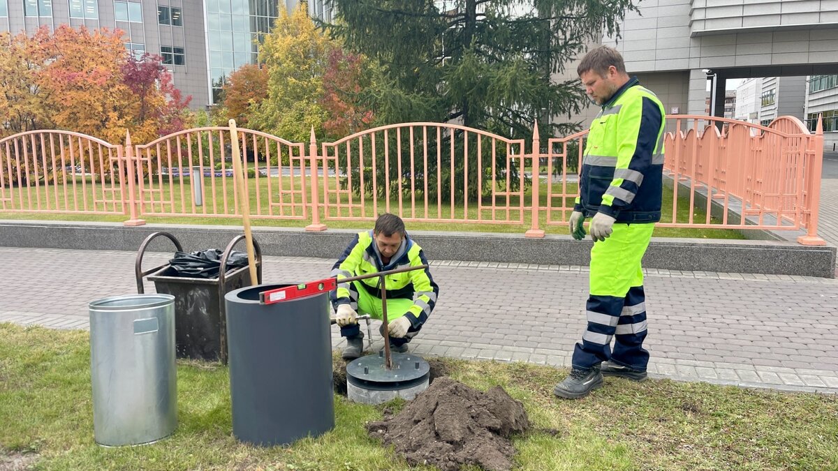     В первую очередь новые урны появятся на центральных улицах города.