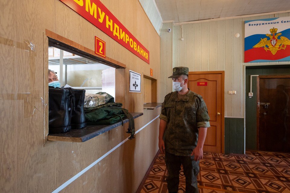     В Вооруженные силы собираются призывать граждан, которые находятся в запасе Михаил ФРОЛОВ