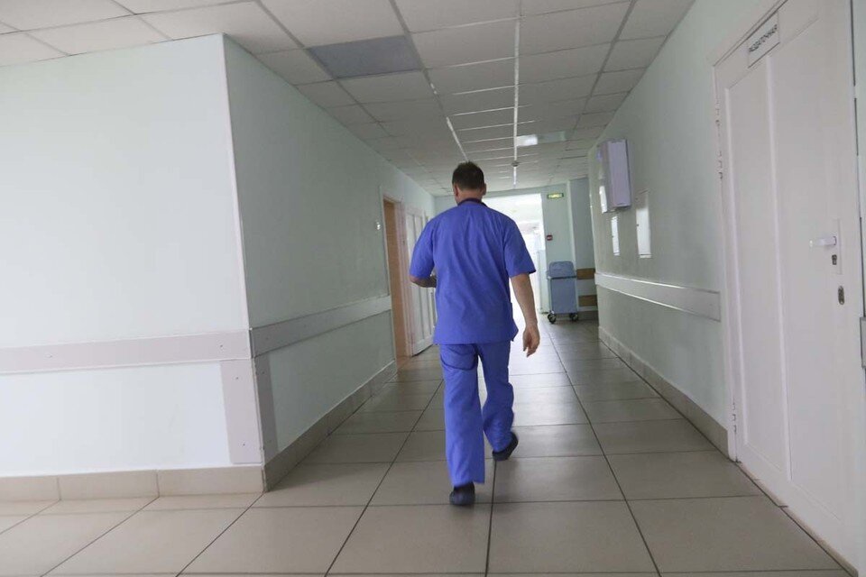     Ежегодно в регионе отмечается дефицит медиков Олег УКЛАДОВ