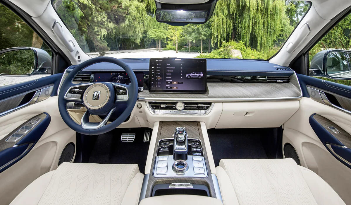                                                                      Фото салона